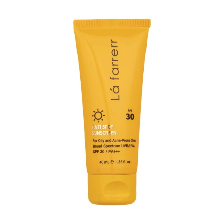 alt="عکس کرم ضد آفتاب و ضد لک بی رنگ لافارر SPF30 مناسب پوست خشک و معمولی"